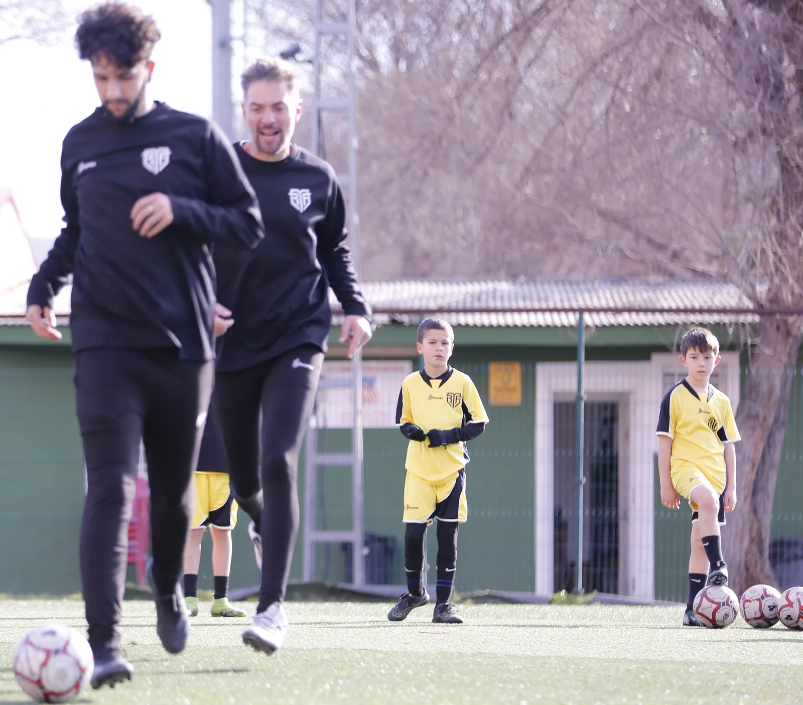 Staff técnico de MR Fútbol Academy Staff técnico de MR Fútbol Academy